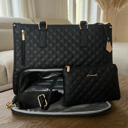 Elegante bolso con compartimento frigorífico