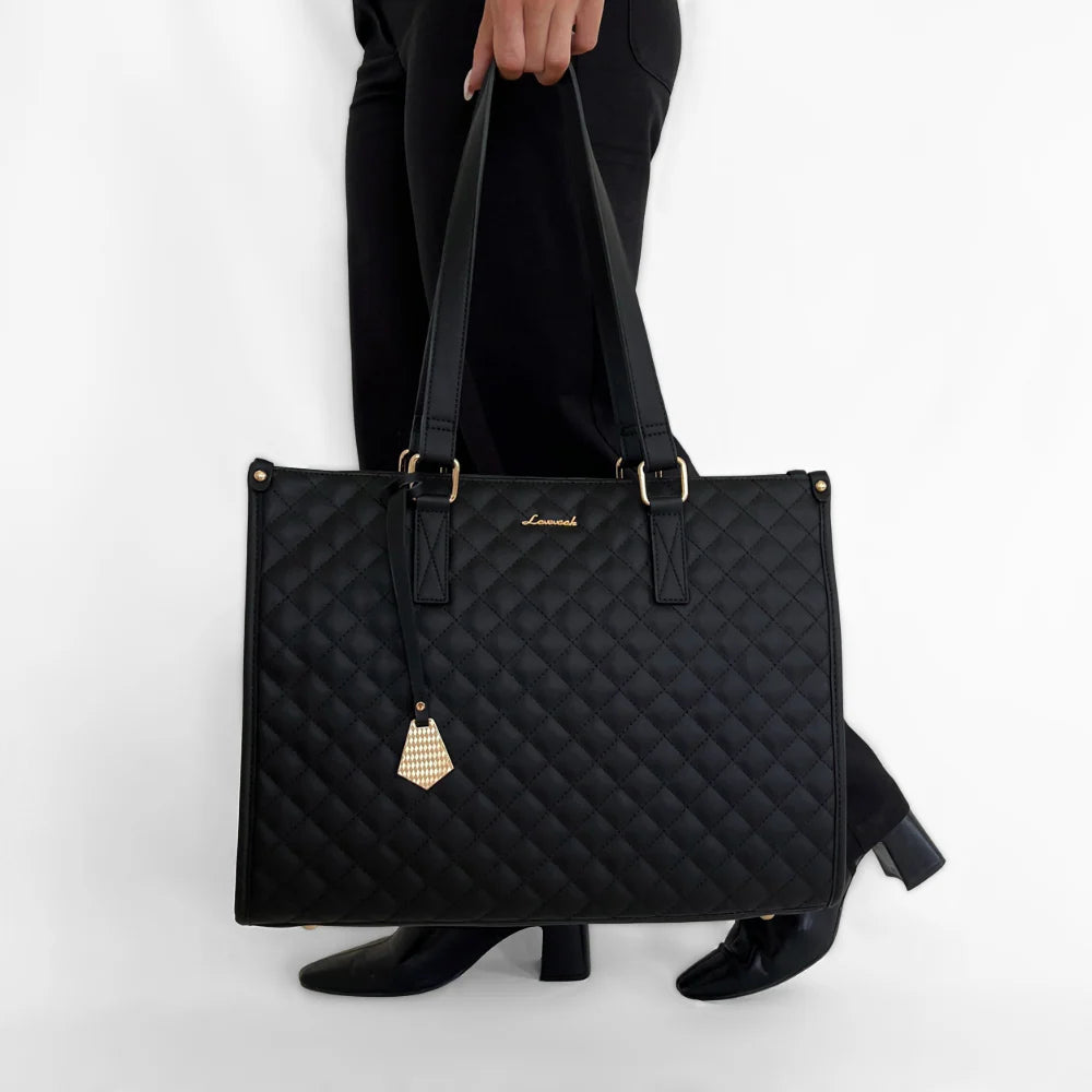 Elegante bolso con compartimento frigorífico