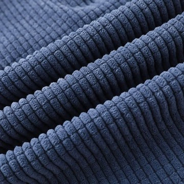 Pantalones de terciopelo modernos