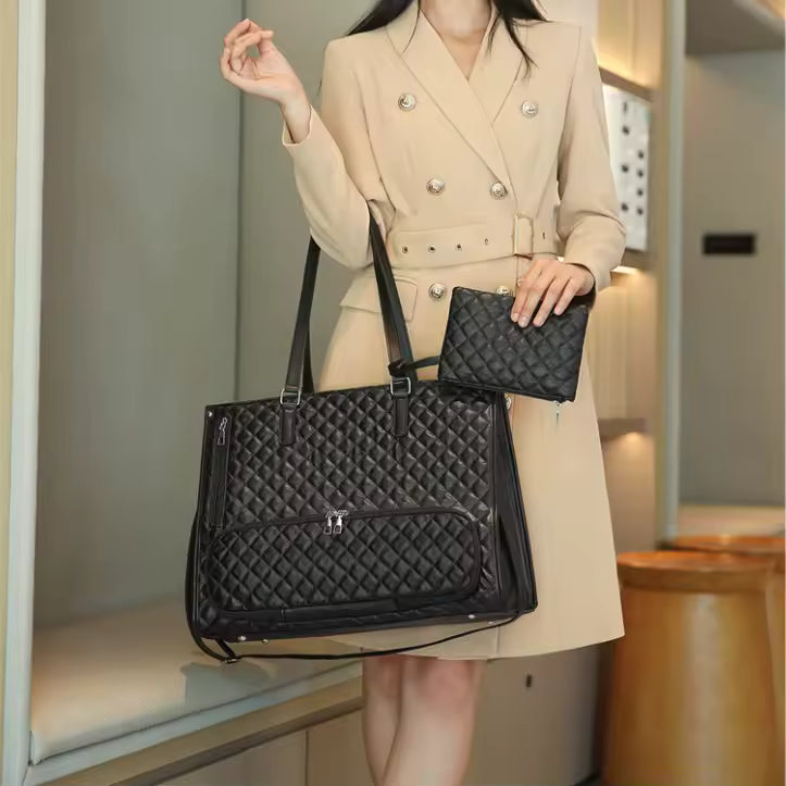 Elegante bolso con compartimento frigorífico