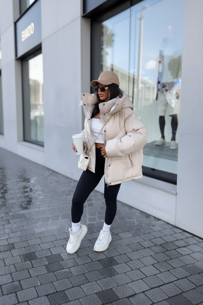 White puffer coat street style 1
